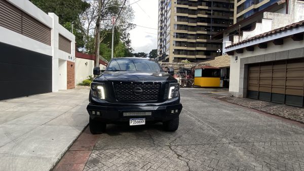 Nissan Titan Xd Crew Cab 2019 4wd - Imagen 2